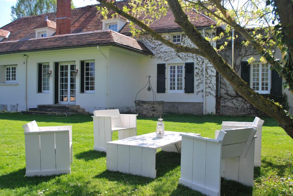 Domaine Les Gandins Bed & Breakfast Saint-Germain-de-Salles Exterior photo